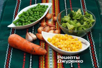 Ингредиенты: рис и овощи.